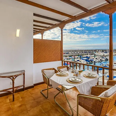 Home2rest - 2 Bedroom, 1st Line With Ocean Views, Cliffs, Yachts In The Port, 2 Mins On Foot דירה